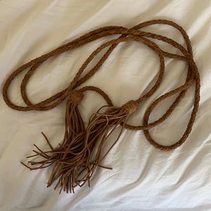 Braided leather tie belt